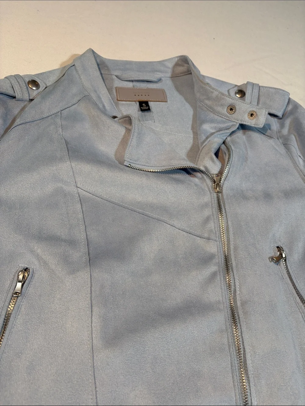 Blank NYC Women's Blue Suede Moto Jacket Asymmetrical Design and Lapels. Small